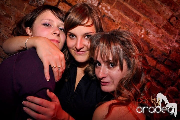 Student Party în Escape, 