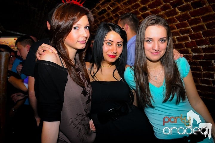 Student Party în Escape, 