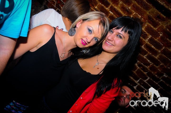 Student Party în Escape, 