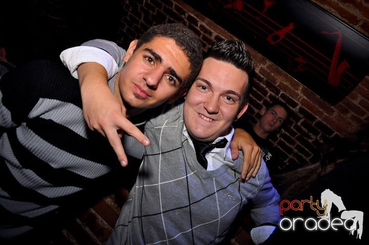 Student Party în Escape, 