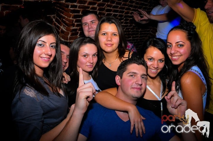 Student Party în Escape, 