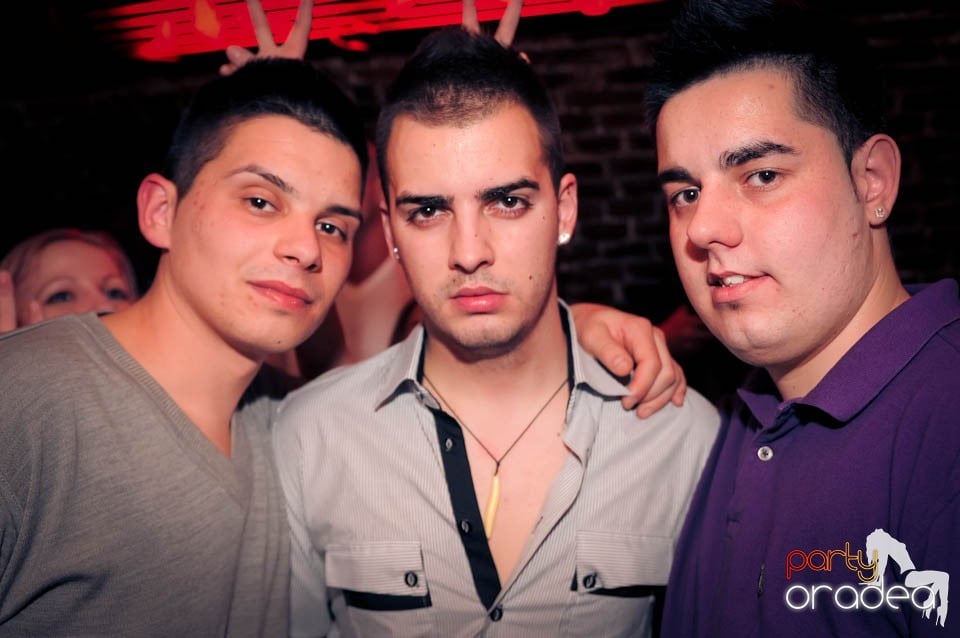 Student Party în Escape, 