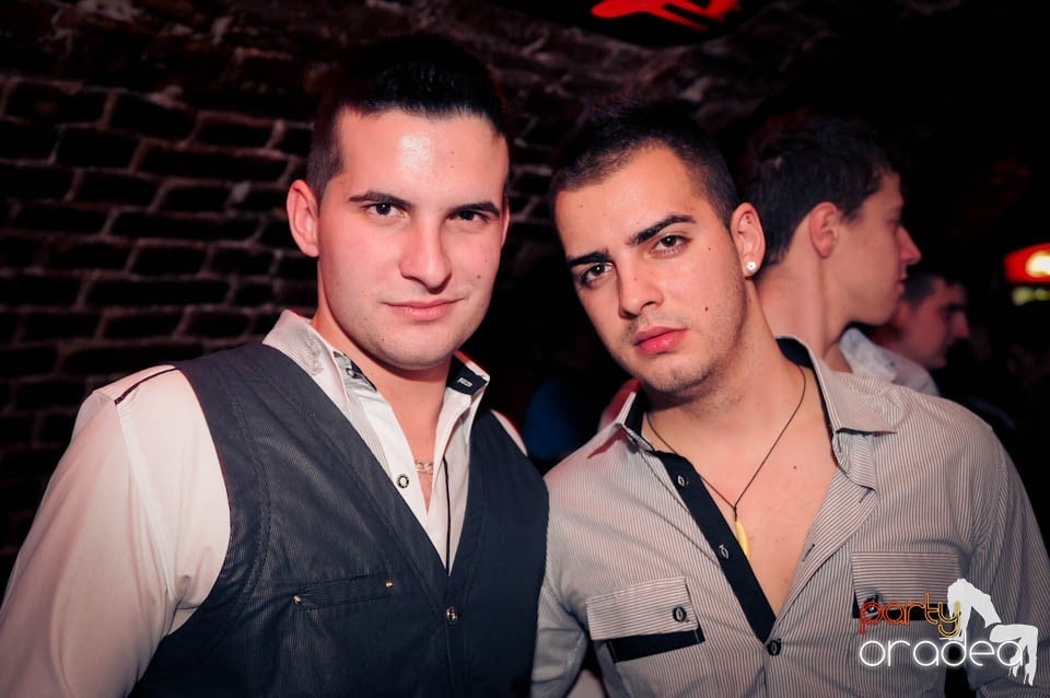 Student Party în Escape, 