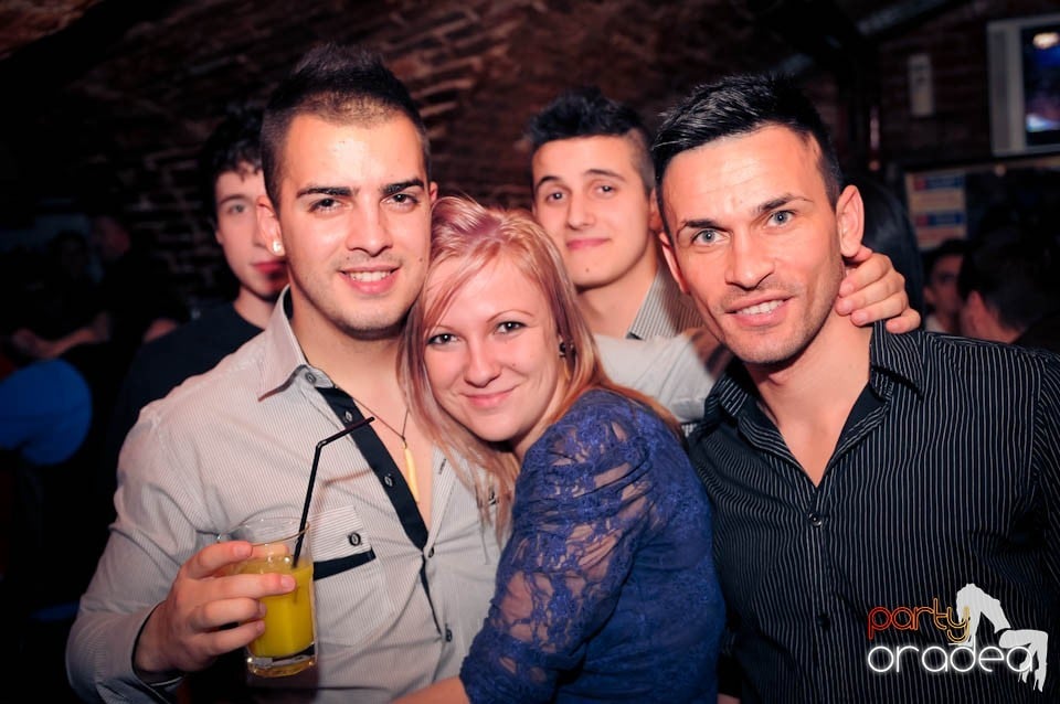 Student Party în Escape, 