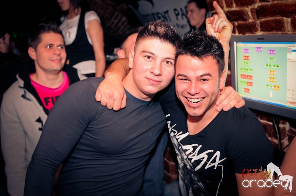 Student Party în Escape, 