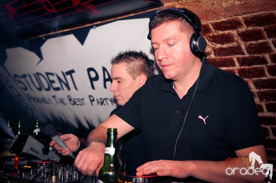 Student Party în Escape, 