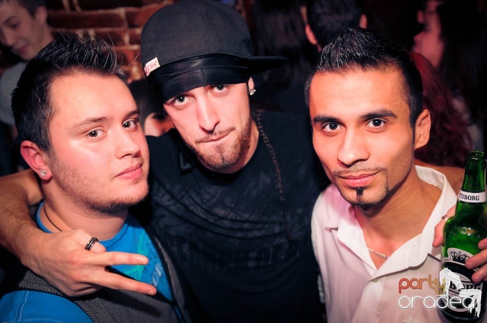 Student Party în Escape, 