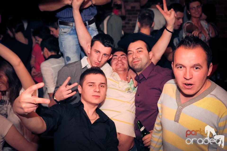 Student Party în Escape, 