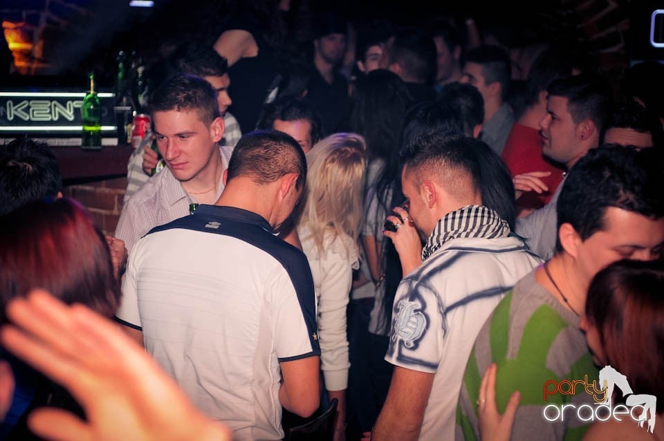 Student Party în Escape, 