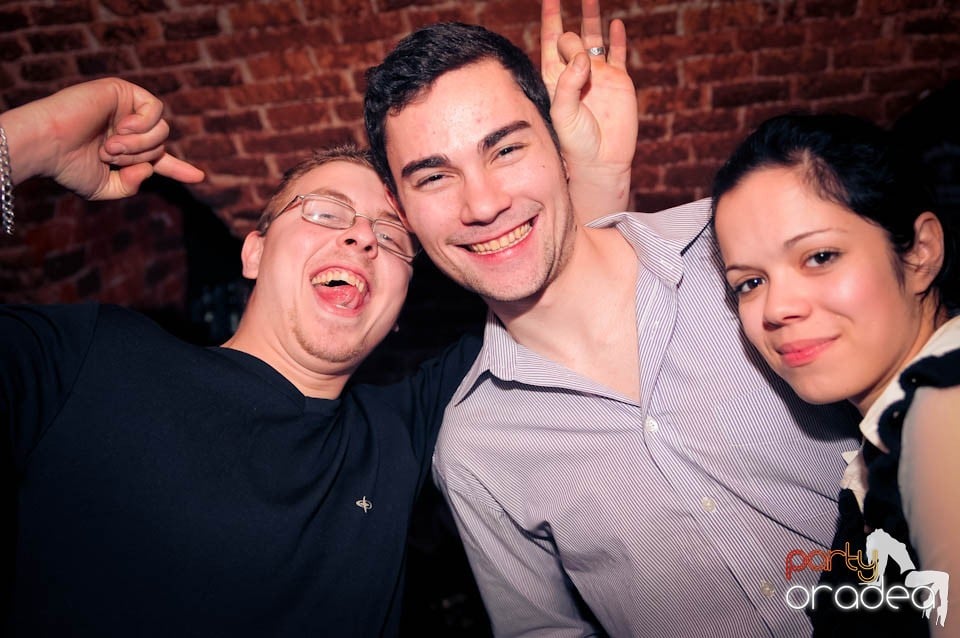 Student Party în Escape, 