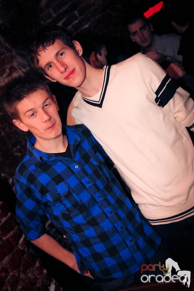 Student Party în Escape, 