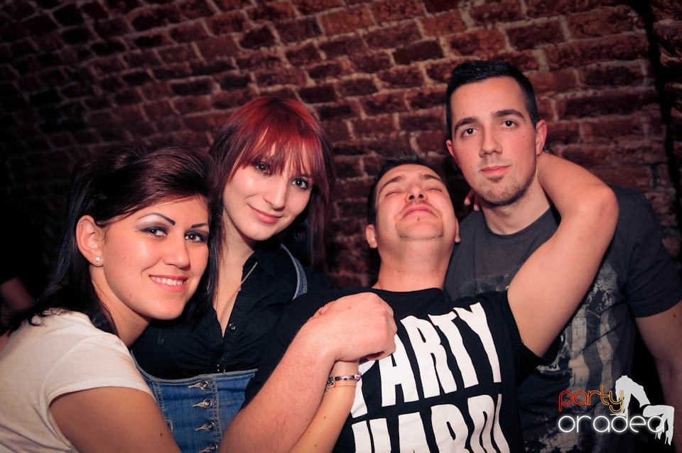 Student Party în Escape, 