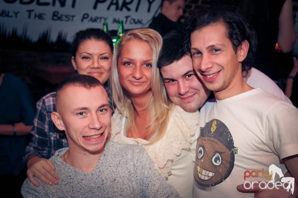 Student Party în Escape, 