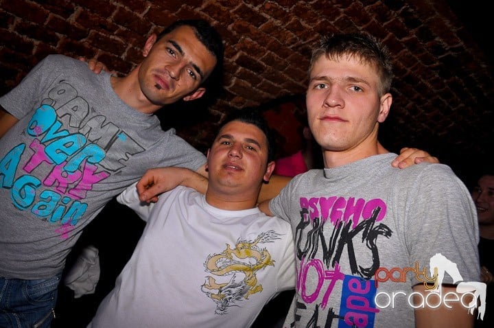 Student Party în Escape, 