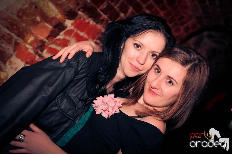 Student Party în Escape, 