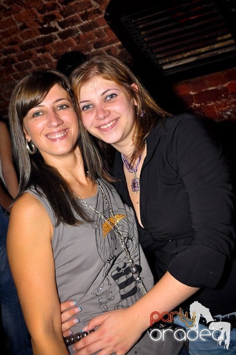 Student Party în Escape, 