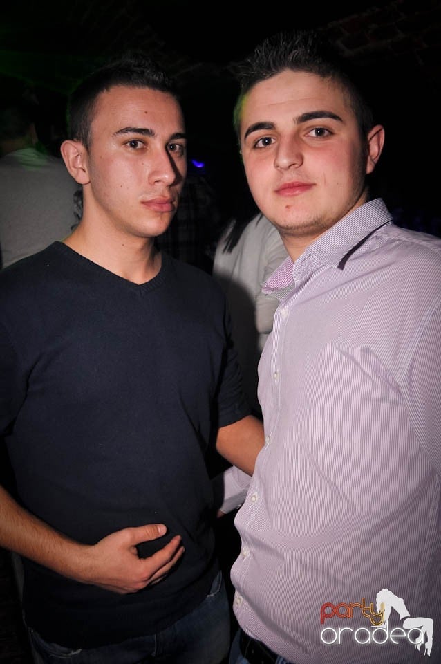 Student Party în Escape, 