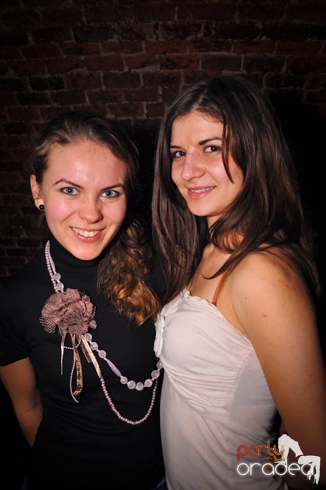 Student Party în Escape, 