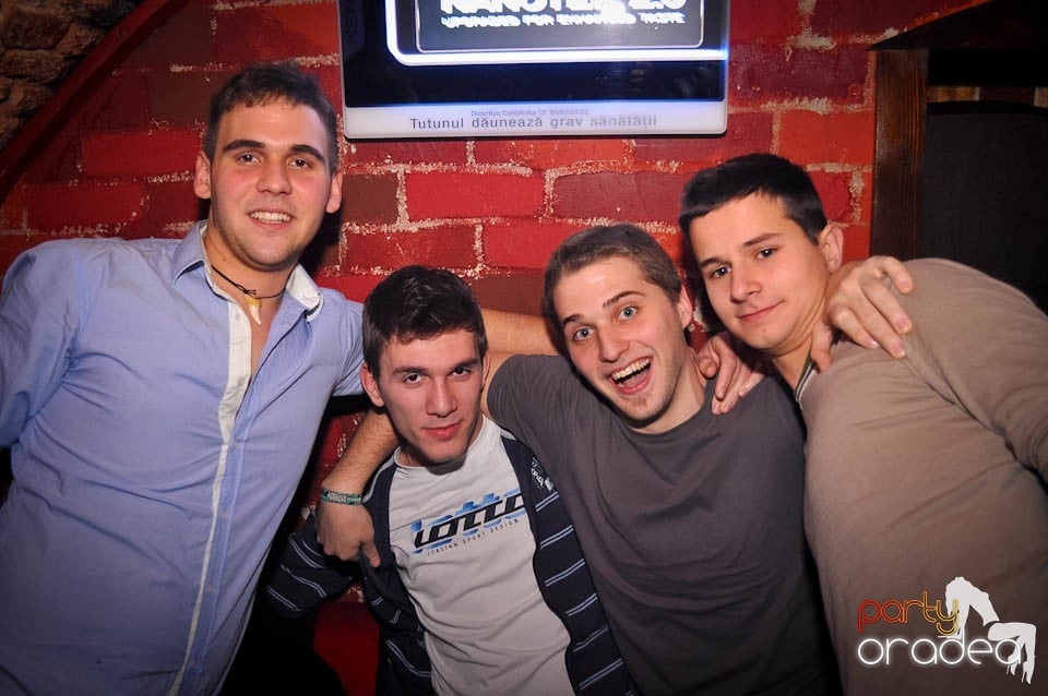 Student Party în Escape, 