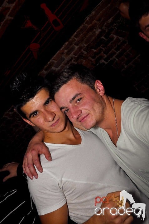 Student Party în Escape, 