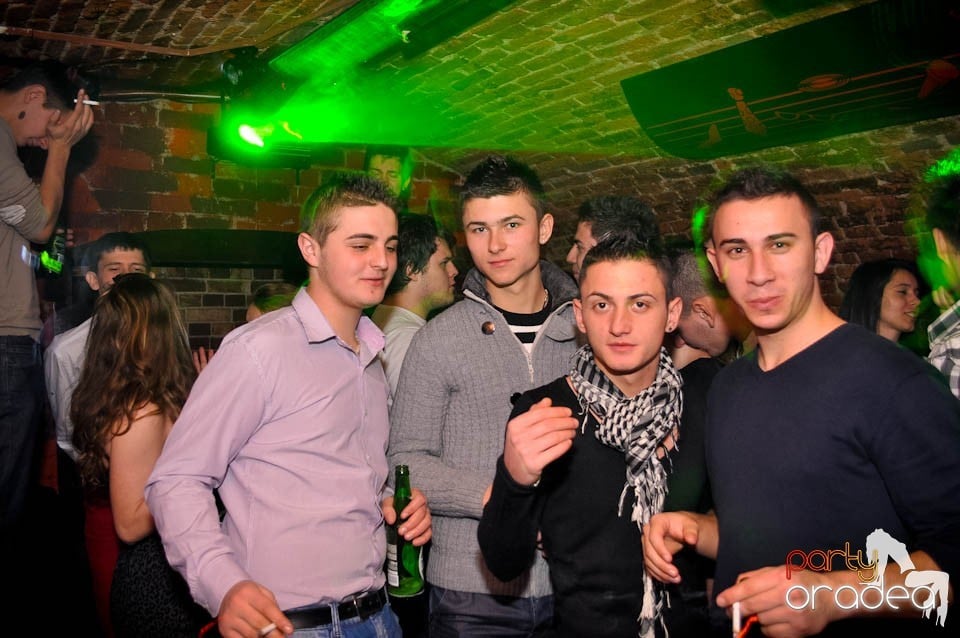 Student Party în Escape, 