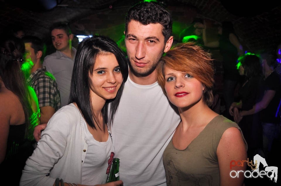 Student Party în Escape, 