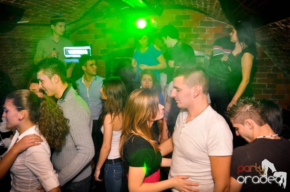 Student Party în Escape, 