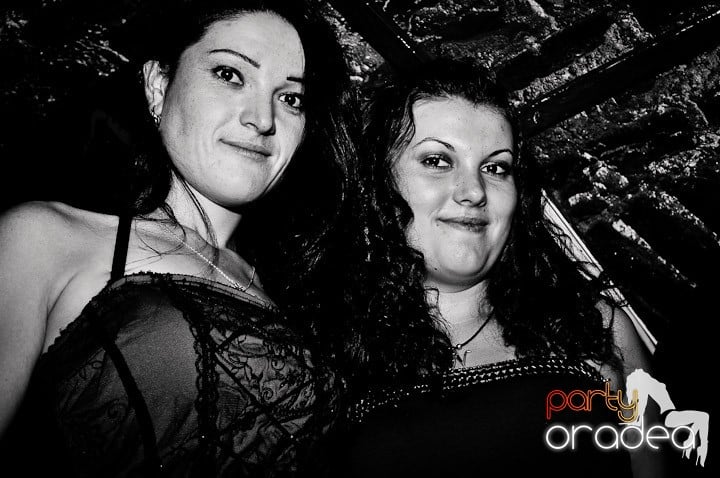 Student Party în Escape, 