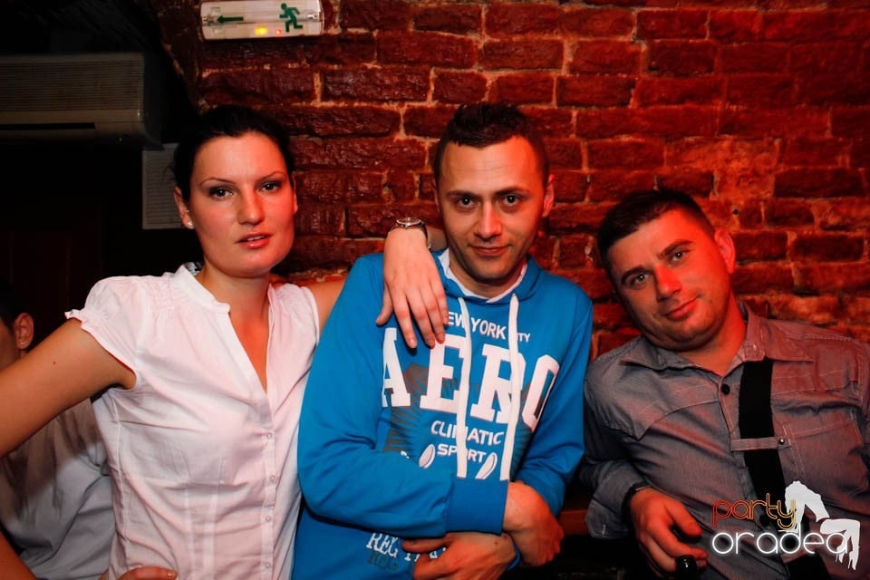 Student Party în Escape, 