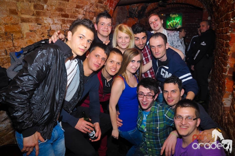 Student Party în Escape, 