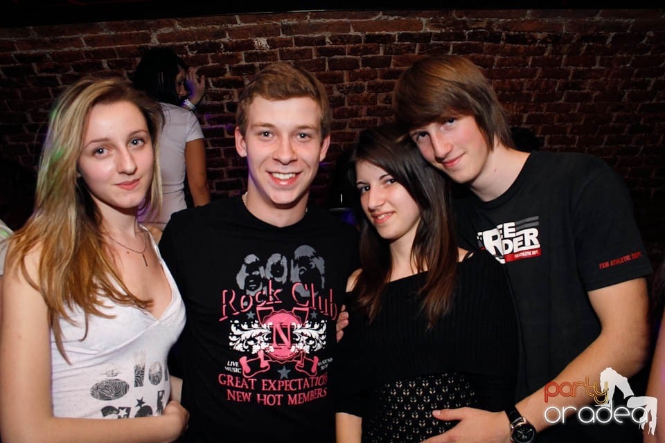 Student Party în Escape, 