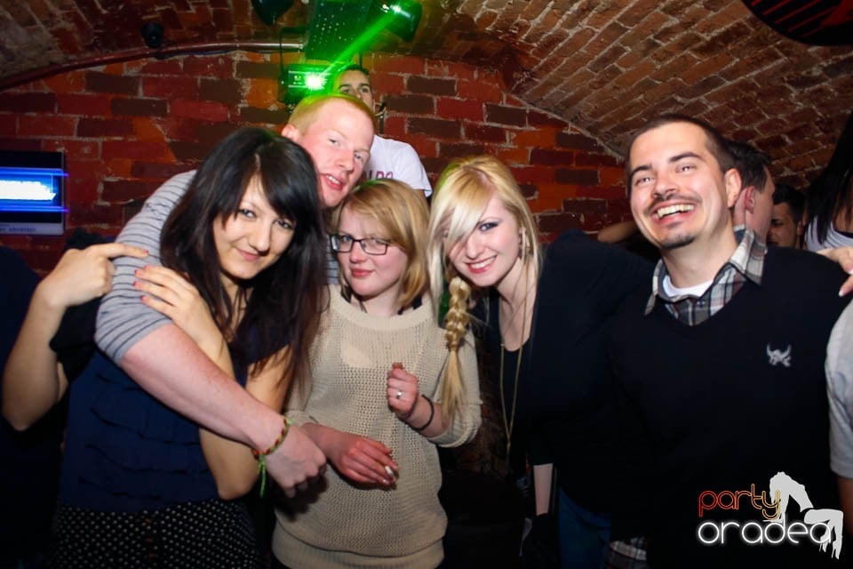 Student Party în Escape, 