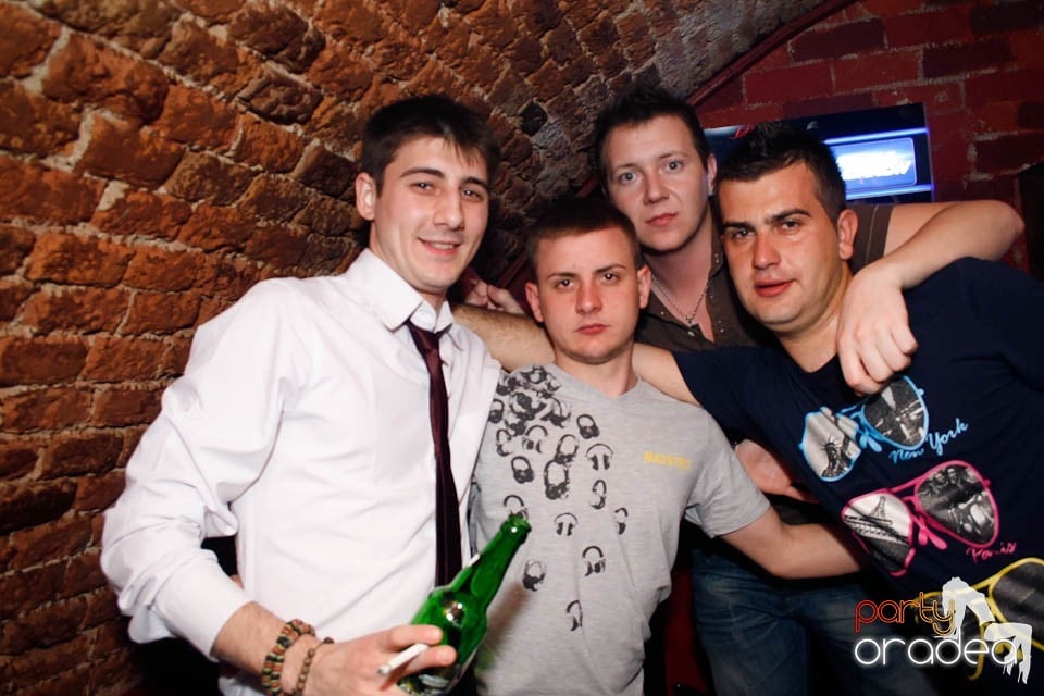 Student Party în Escape, 