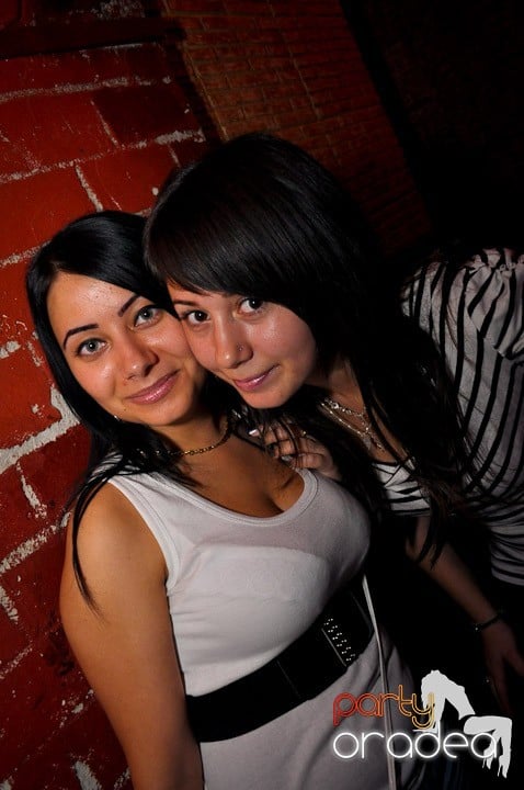 Student Party în Escape, 