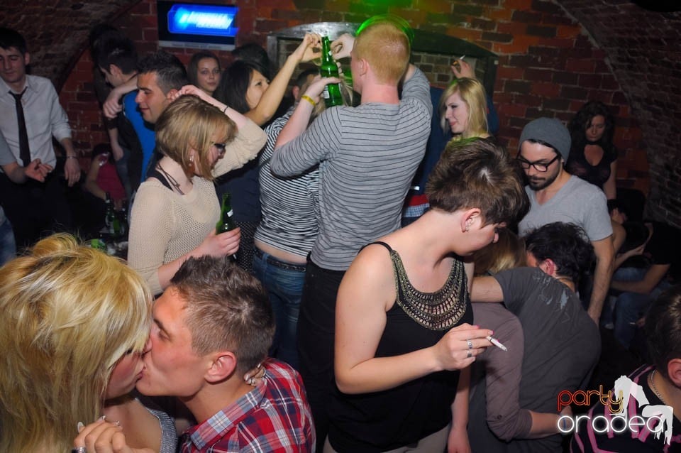 Student Party în Escape, 