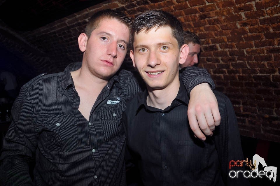 Student Party în Escape, 