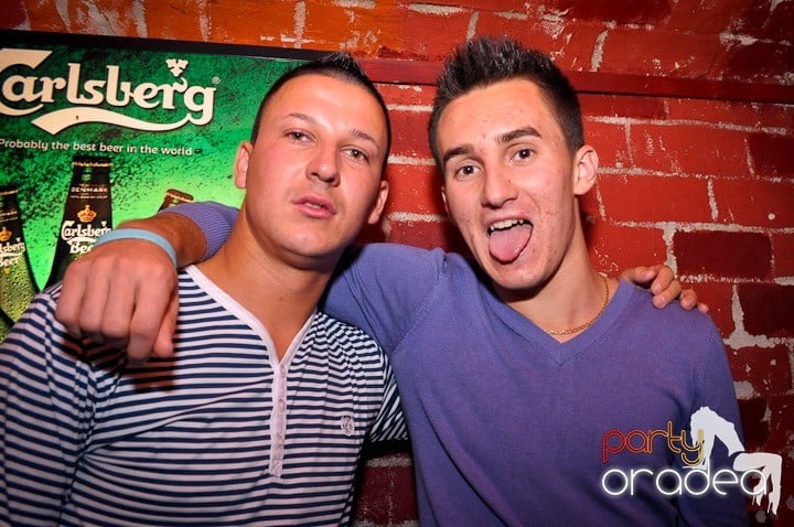 Student Party în Escape, 