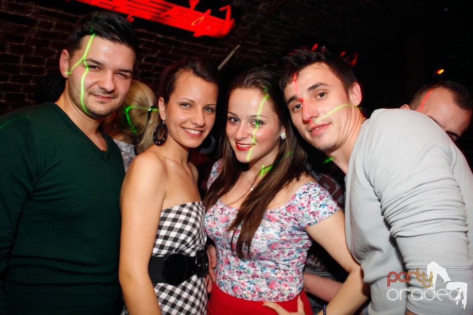 Student Party în Escape, 