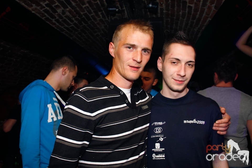 Student Party în Escape, 