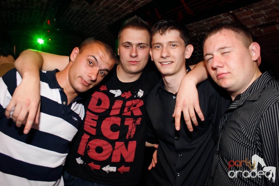 Student Party în Escape, 