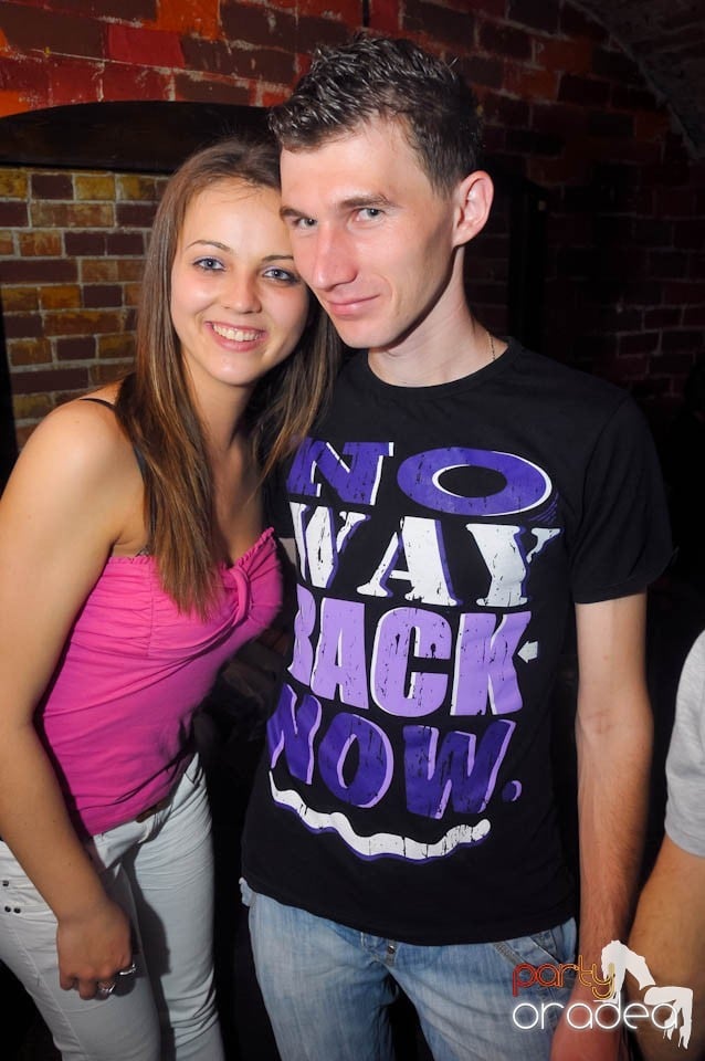 Student Party în Escape, 