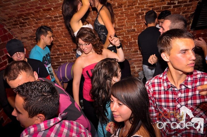 Student Party în Escape, 