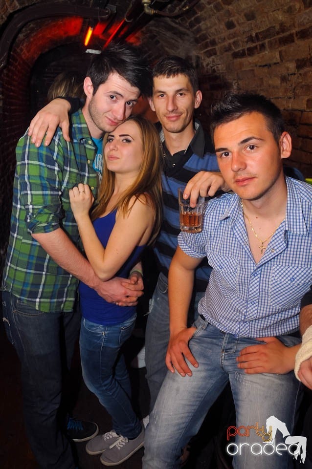 Student Party în Escape, 