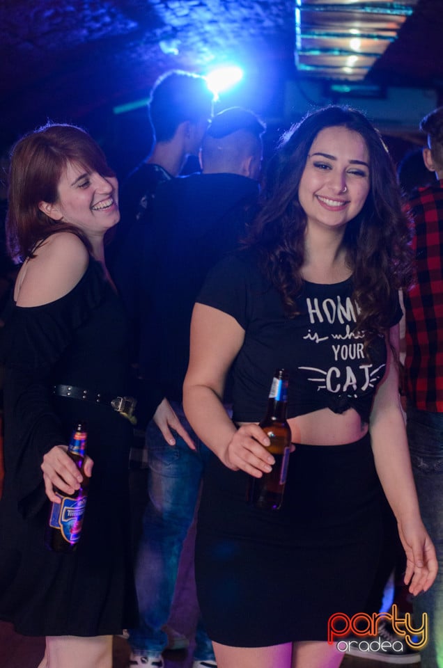 Student Party, Gekko