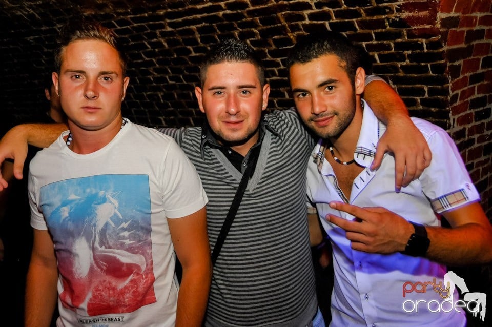 Student's Party în Club Escape, 