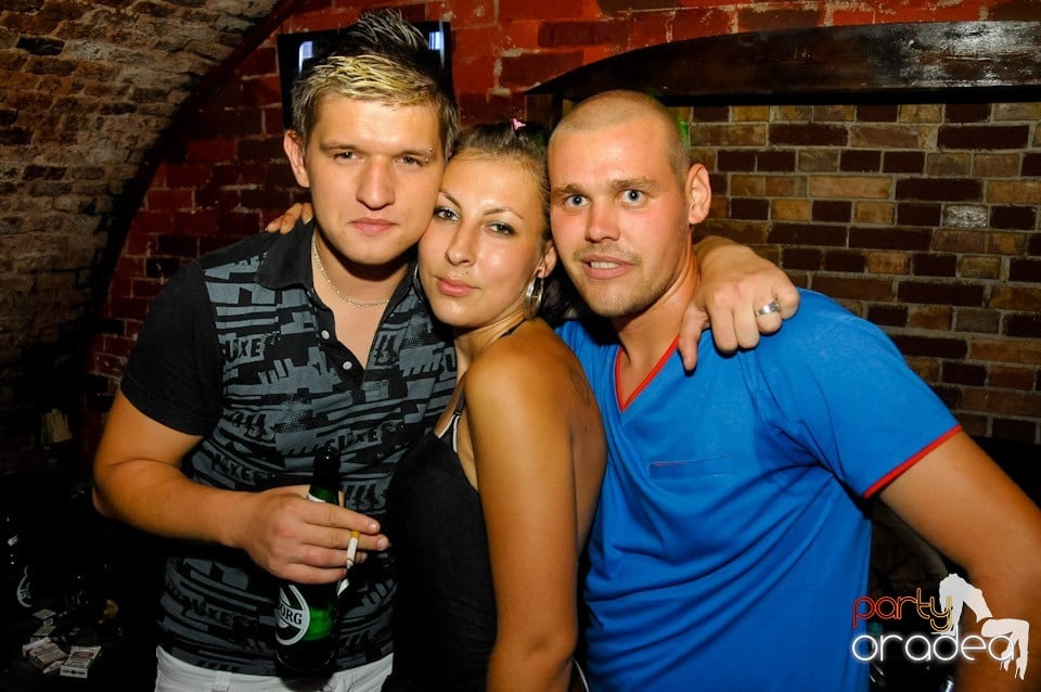 Student's Party în Club Escape, 