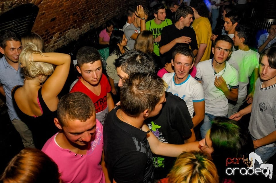 Student's Party în Club Escape, 
