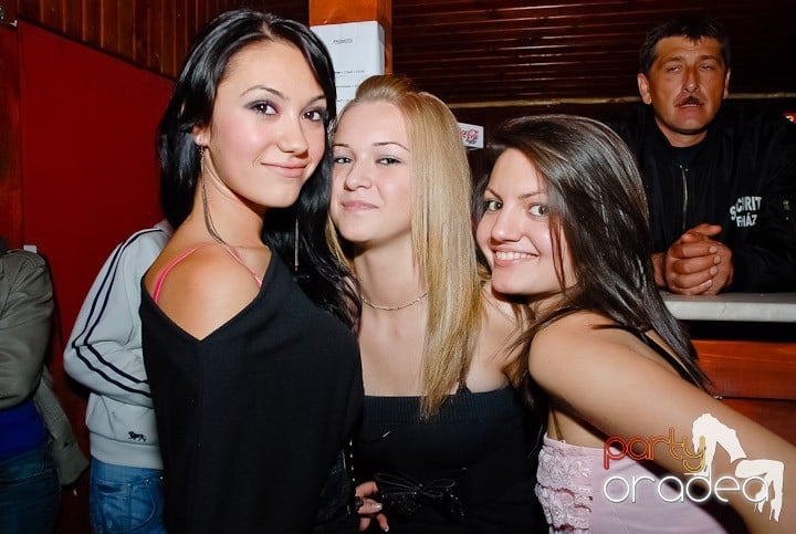 Student's Party în Disco Faház,