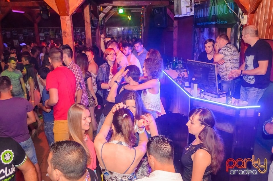 Student's Party, 