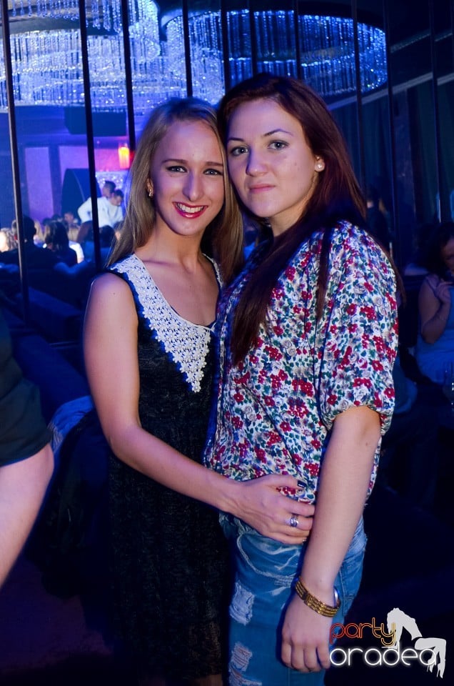 Students' Night @ The One,
